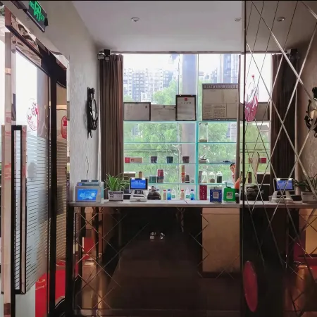 Dazhu Station Business Hotel