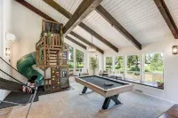 7Br, Golf View, Hot Tub, Playground, Sharc Passes