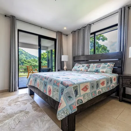 7 miles to Tamarindo beach/pool/Mountain view/private/pet friendly/all amenities
