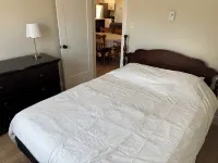 3 bdrm fully furnished cottage near the beach