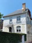 Villa Soleil Levant - Huvilat