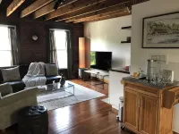 Cozy studio with AC and WiFi in Historic Geneva, NY.