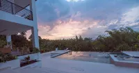 Grand Cypress Luxury Home Amazing location/ outdoor Pool, free Wifi ,Terraza - Villas