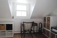 Historic Cape Cod 3BR Home in Sandwich – Walk to Beach & Dining - 4성급