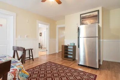 Apartments in Salem Hotels in 