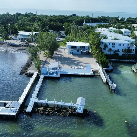 Oceanfront Private Cottage!