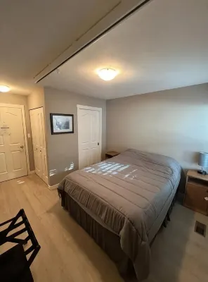 Fully accessible 3 bed 2 bath entire suite!