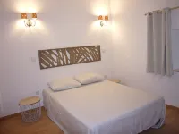 New ad! 6 Person, 3 Bedroom Apartment Center Bareges Hotels in Bareges