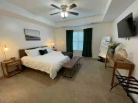 Cheerful Three-Bedroom Residential Home