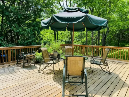 Pet-friendly, private, refuge. Monthly renters welcome. No extra fees.