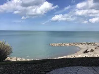 Beach Level Lake Front Condo L02-5 Queen Beds.  Rent Rent 3-4th Free -Ask - Pool