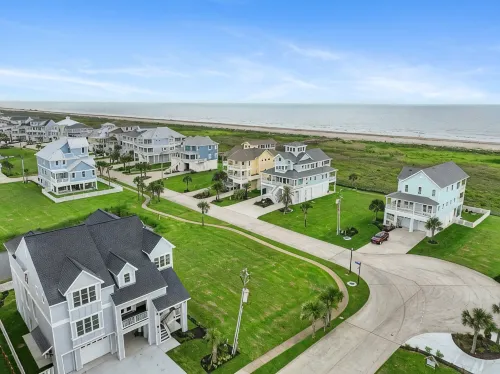 Casa de la Paz is a Pointe West Custom Home Steps from the Beach & Pet Friendly!