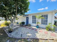 Fisherman's Get-A-Way! Cozy waterfront retreat with access to Lake Okeechobee! - Bintang 2