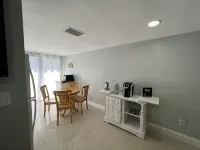 Lovely comfy clean apartment. Close to State parks/ beaches/ restaurants. - 3성급