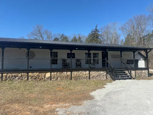 Big Daddy's Farmhouse