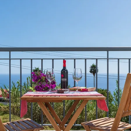 Casa Bianca, Magnificent views of the sea and mountains