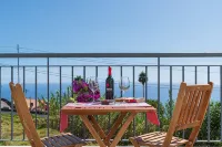 Casa Bianca, Magnificent views of the sea and mountains