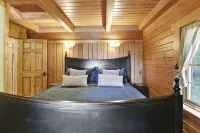 Secluded Cabin, Comfortable Lux, Valley View ~ Canaan Valley & Seneca