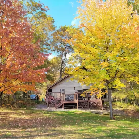 Cabin on a private lake near ATV trails