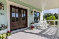 Mint Cottage at Little Washington - a modern, spacious retreat with a view - 4-Star