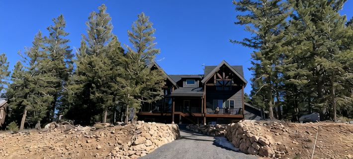Stunning Luxury Executive Style Cabin 7 BR 4.5 BA Hi Speed Wi-Fi Hôtels à&nbsp;: Comte de Kane