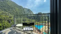 Onsen Premium Suites Tambun by BYON - Mountain view