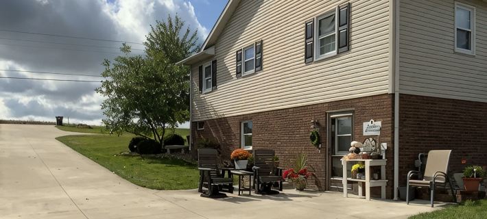 Jemma’s Hideaway in Amish Country Hotels in Holmes County