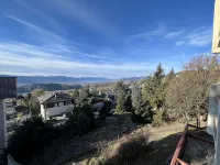 Appartement à 2 Minutes à Pied des Commerces et Télécabines Avec Superbe vue -  Privatzimmer