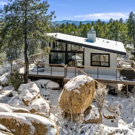 Mid Century Modern Home in the Boulders. Amazing Views. 1 Mile from Downtown.