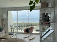 New "Le 209" with magnificent SEA VIEW, swimming pool and balcony Hotels in Guidel