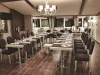 卡扎套房飯店 迪克曼附近的飯店