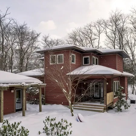 NEW Artistic Modern Cottage/SCREENED Porch/Fire Pit/ Giant Theater/Game RM