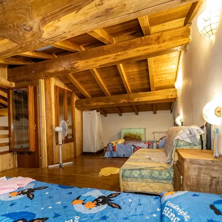 Country villa with private pool and garden great for families, groups