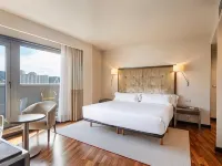 Hotel Attica 21 Coruña コロシアム・ア・コルーニャ周辺のホテル