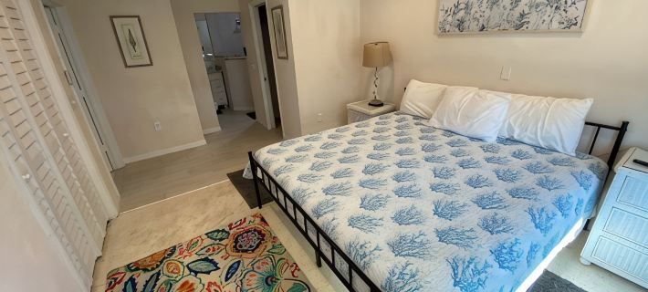 Manatee River Paradise with Pool and Dock Awaits You! Hotels in Bradenton