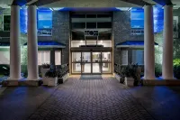 Holiday Inn Express & Suites SASKATOON CENTRE by IHG - Airport Shuttle