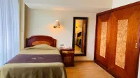 Hotel Continental Lima - Balkoner