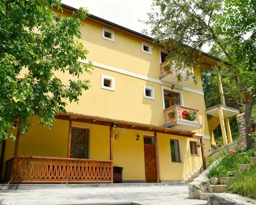 Verin Tun Hotels in Dilijan