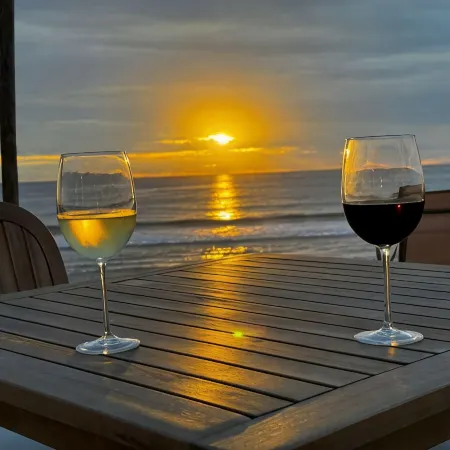 Cerritos Beach Inn