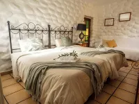 Casa Amaro houses for 6 people Hotels in Orgiva
