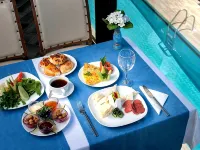 Temple Hotel - breakfast