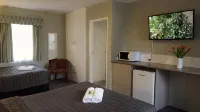 Daylesford Motor Inn Vic Pty Ltd - Parking