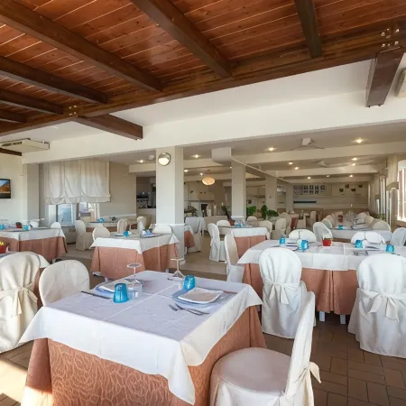 Hotel le Cave