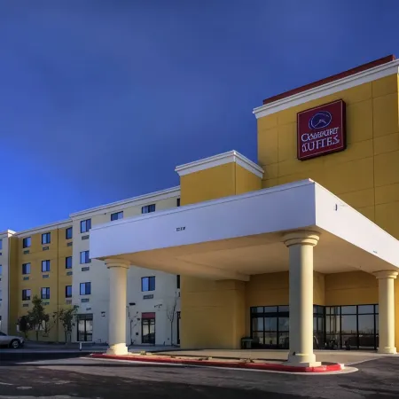 Comfort Suites