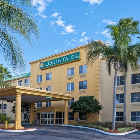 La Quinta Inn & Suites by Wyndham Lakeland East