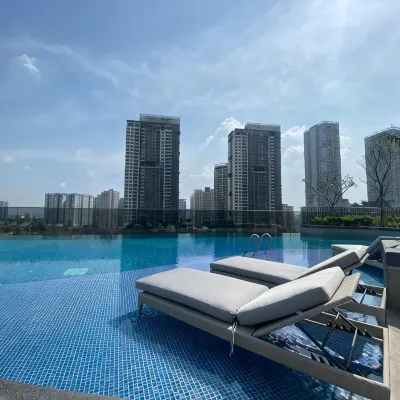Lumiere Riverside - Raymond Holm - Luxurious 5-star apartment Hotels near An Phu