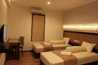 Sienna Inn Banjarmasin - Parking
