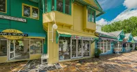 The Sebel Palm Cove - parking