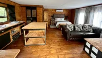 River Rock Lodge Hotels in 