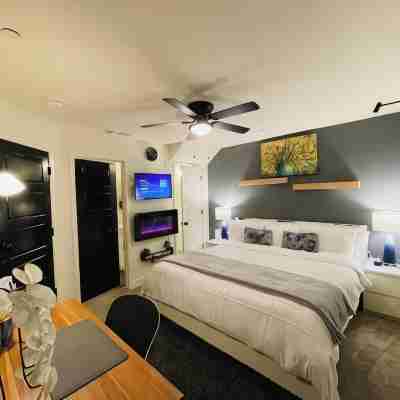 Cozy-Boho Private Guest Suit Rooms